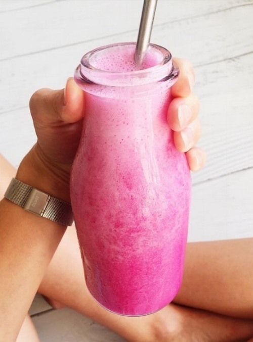 Dragon fruit smoothie